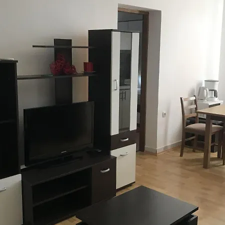 Апартаменты Quaint In With Swimming Pool *
