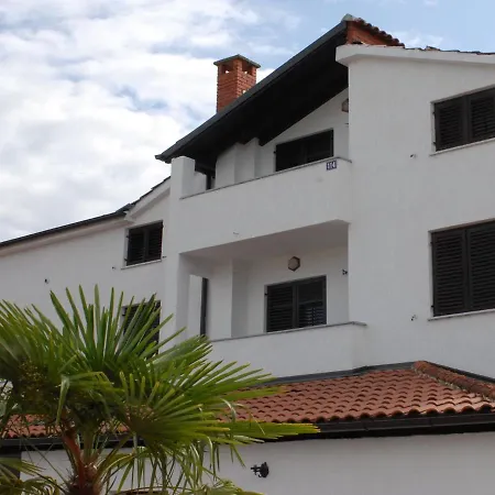 Quaint In With Swimming Pool Пореч